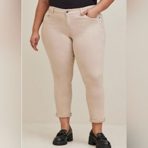 Torrid Boyfriend Straight Vintage Stretch Mid-Rise Jeans size 18R - Picture 1 of 6